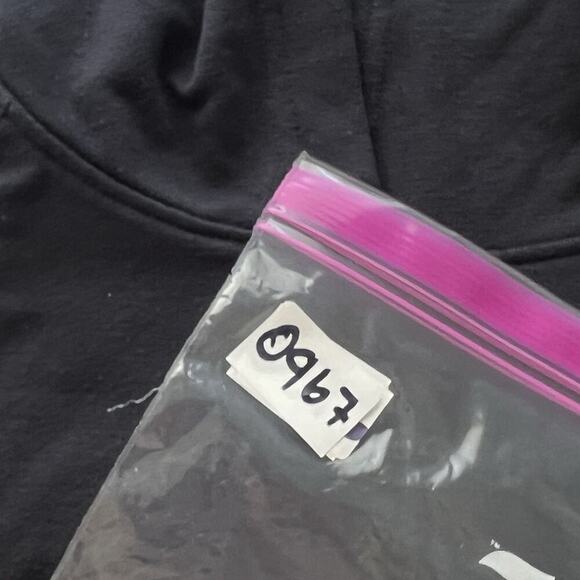 Under Armour Heatgear Shirt Top Black Pullover Hoodie Loose Mesh Workout Sz XL - Picture 12 of 12